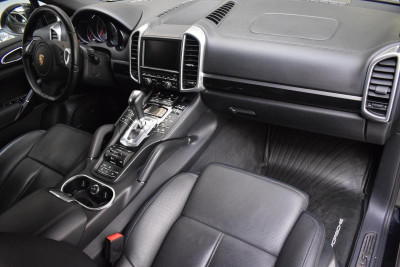 Porsche Cayenne S 4.8 Tiptronic AWD (400 л. с.)