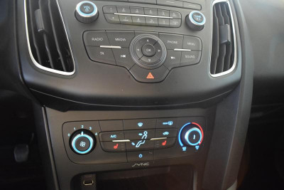 Ford Focus Универсал 1.6 Ti-VCT MT (125 л. с.) Sync Edition