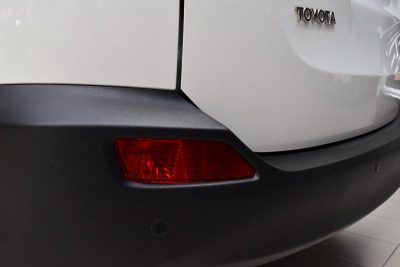 Toyota RAV4 2.0 CVT (146 л. с.)