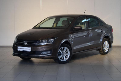 Volkswagen Polo 1.6 MPI AT (105 л.с.)