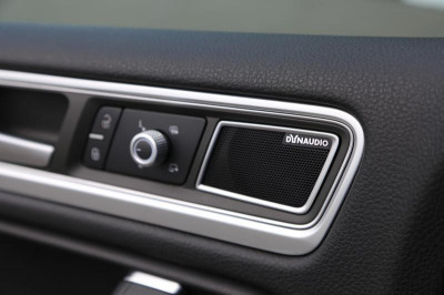 Volkswagen Touareg 3.0 TDI Tiptronic 4Motion (245 л. с.) R-line