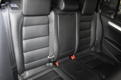 Volkswagen Golf 2.0 TSI DSG 4Motion (255 л. с.)