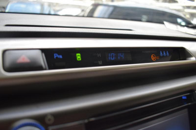 Toyota RAV4 2.5 AT (180 л. с.)