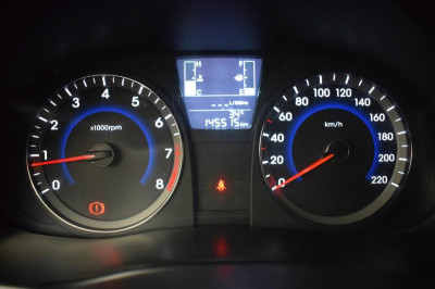 Hyundai Solaris 1.4 MT (107 л. с.)