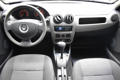 Renault Sandero 1.6 AT (103 л. с.)