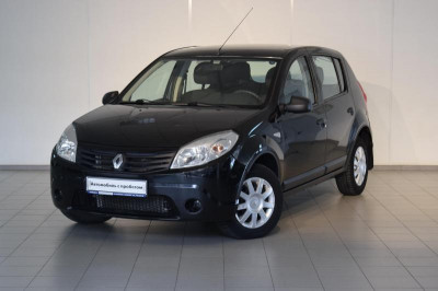 Renault Sandero 1.6 AT (103 л. с.)
