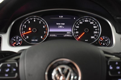Volkswagen Touareg 3.6 FSI Tiptroniс 4Motion (249 л. с.) Touareg