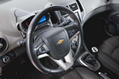 Chevrolet Aveo 1.6 MT (115 л. с.)