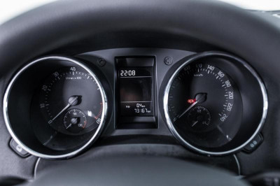 ŠKODA YETI 1.6 MT (110 л. с.) Adventure