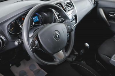 Renault Sandero Stepway 1.6 MT (102 л. с.) Confort