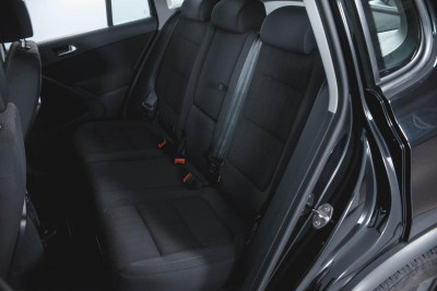 Volkswagen Tiguan 1.4 TSI BlueMotion MT (122 л. с.)