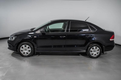 Volkswagen Polo 1.6 MT (105 л. с.)