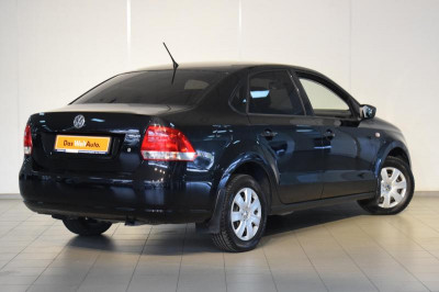 Volkswagen Polo 1.6 MT (105 л. с.)