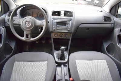 Volkswagen Polo 1.6 MT (85 л. с.)