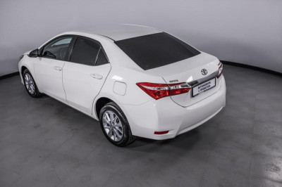 Toyota Corolla 1.6 CVT (122 л. с.) Комфорт