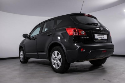 Nissan Qashqai 1.6 MT FWD (115 л. с.)
