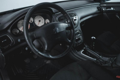 Peugeot 607 2.2 TDi MT (133 л. с.)