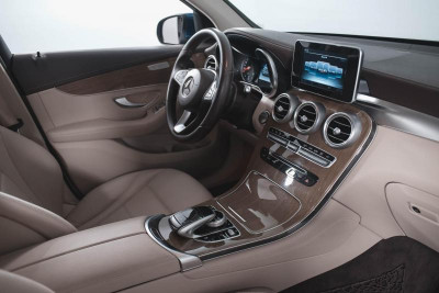 Mercedes-Benz GLC-Класс 250 4MATIC 2.0 AT (211 л.с.) 4WD