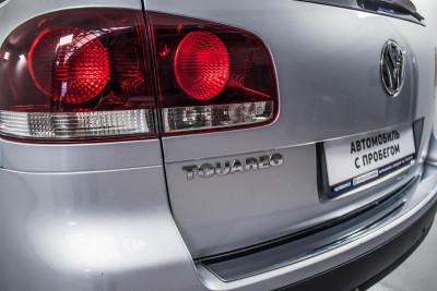 Volkswagen Touareg 2.5 TDI AT (174 л. с.)