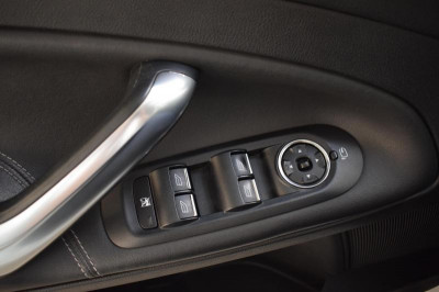 Ford Mondeo 2.0 SCTi Powershift (200 л. с.)
