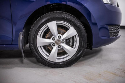 ŠKODA Rapid 1.2 MT (75 л. с.) Ambition