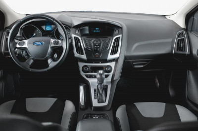 Ford Focus 1.6 PowerShift (105 л. с.)