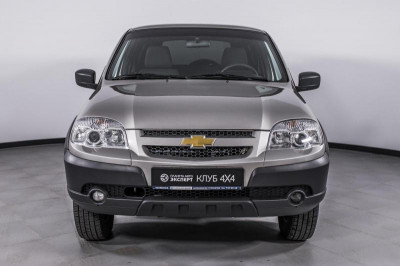 Chevrolet niva Niva 1.7 MT (79,6 л. с.) L