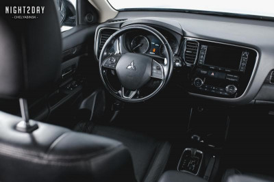 Mitsubishi Outlander 2.4 CVT 4WD (167 л. с.)