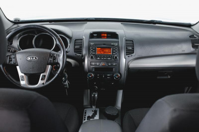 Kia Sorento 2.4 AT 4WD (175 л. с.)