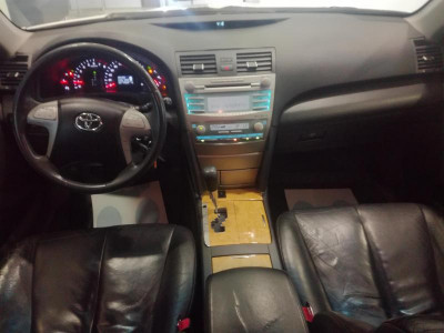 Toyota Camry 2.4 VVT-i AT (167 л. с.)