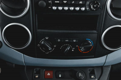 Citroen Berlingo 1.6 MT (90 л. с.)