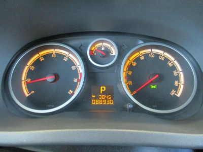 Opel Corsa 1.4 AT (101 л. с.)
