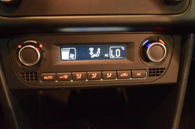 Volkswagen Polo 1.6 MT (105 л. с.)