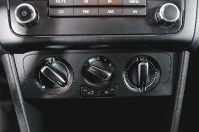 Volkswagen Polo 1.6 MT (105 л. с.)