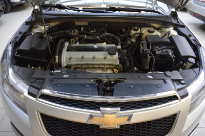 Chevrolet Cruze 1.6 AT (109 л. с.)