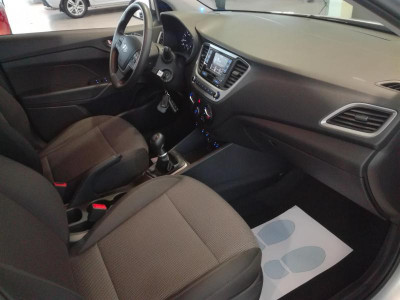 Hyundai Solaris 1.4 MT (100 л.с.) Active