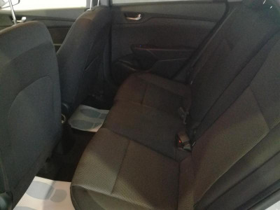 Hyundai Solaris 1.4 MT (100 л.с.) Active