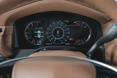 Cadillac Escalade 6.2 AT (409 л.с.) 4WD