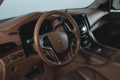 Cadillac Escalade 6.2 AT (409 л.с.) 4WD