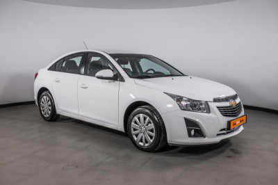 Chevrolet Cruze 1.8 AT (141 л. с.)