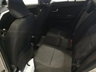 Kia Picanto 1.0 MT (69 л. с.)