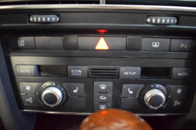 Audi A6 3.2 FSI tiptronic quattro (255 л. с.)