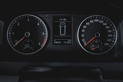 Volkswagen Multivan 2.0 TDI MT (140 л. с.) Trendline