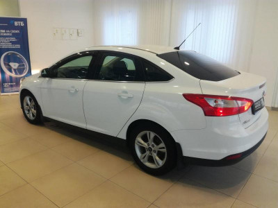 Ford Focus 1.6 PowerShift (105 л. с.)