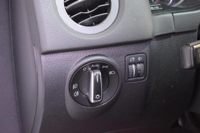 Volkswagen Tiguan 2.0d AT (140 л.с.) 4WD Avenue