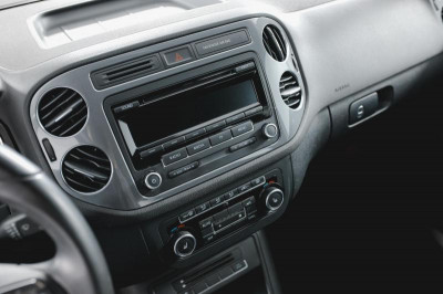 Volkswagen Tiguan 2.0d AT (140 л.с.) 4WD