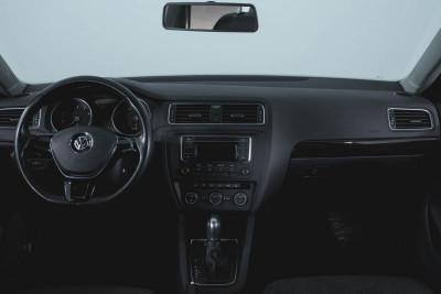 Volkswagen Jetta 1.6 MPI AT (105 л. с.)