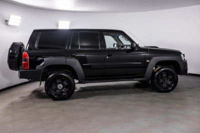 Nissan Patrol 3.0 Di AT (160 л. с.)