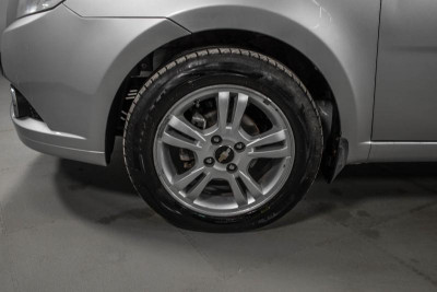 Chevrolet Aveo 1.2 MT (84 л. с.)