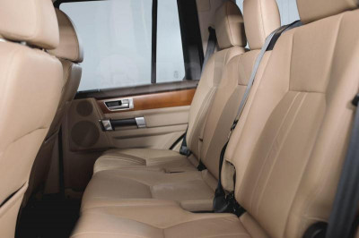 Land Rover Discovery 3.0 TD AT (245 л. с.)